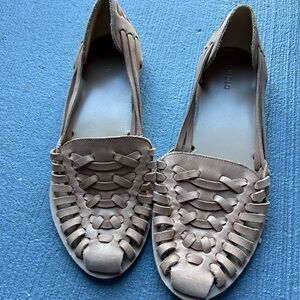 Nisolo Woven Tan Flats for Women new no box.